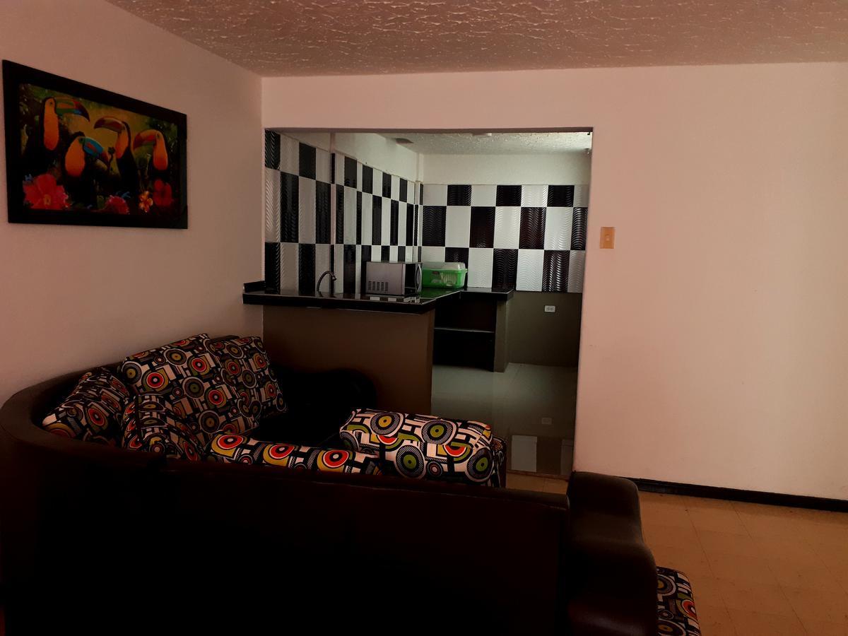 Hotel Dinnar 이피알레스 외부 사진